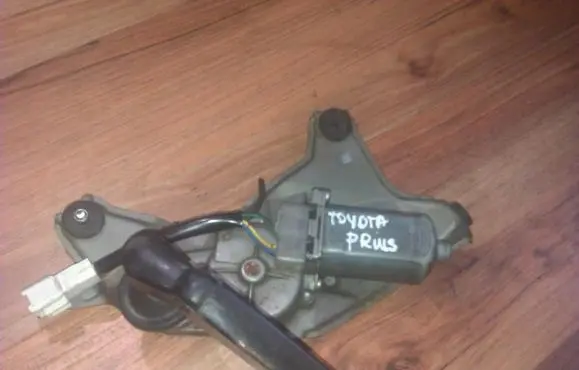 Toyota Prius (XW20) Rear window wiper motor 8513047010