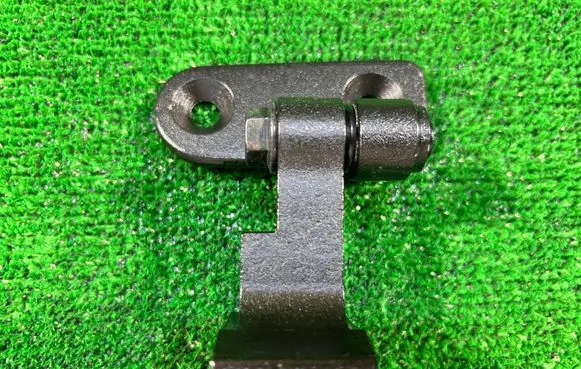 BMW 5 G30 G31 G38 Front door upper hinge 7420093