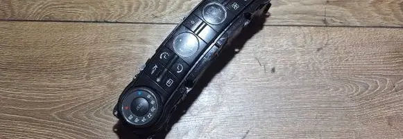 Mercedes-Benz E W211 Climate control unit 2118300385
