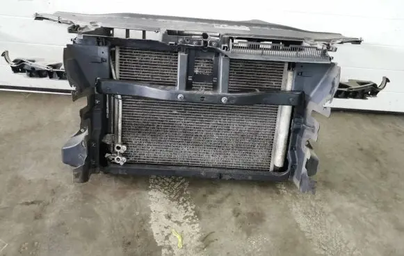 Volkswagen PASSAT B6 Radiator support slam panel
