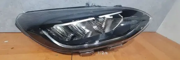 Ford Fiesta Headlight/headlamp 13E014