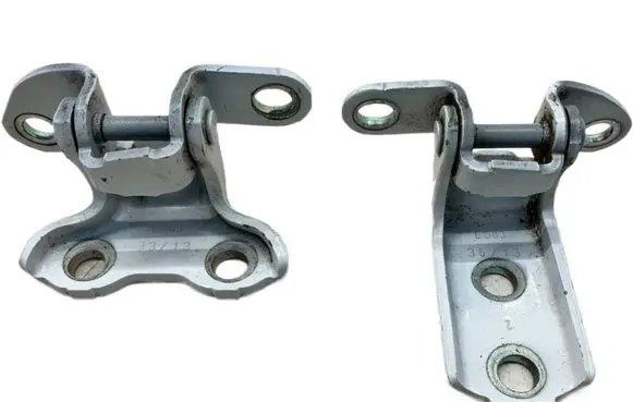 Toyota Auris E180 Rear door hinge set OYT25578
