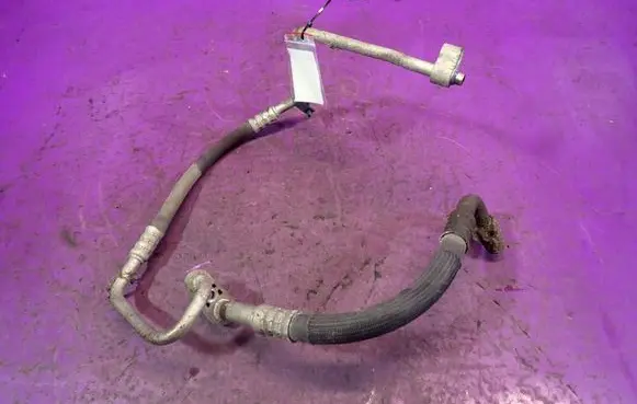 Opel Zafira B Air conditioning (A/C) pipe/hose 