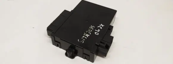 Volvo XC90 Seat control module 30710108 04W25T