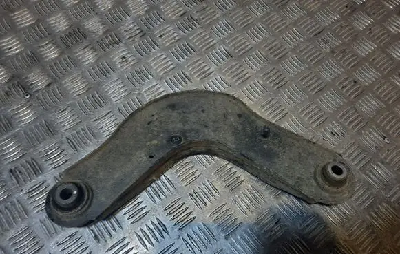 Chrysler Pacifica Rear control arm 68235367B