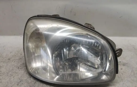 Hyundai Santa Fe Headlight/headlamp