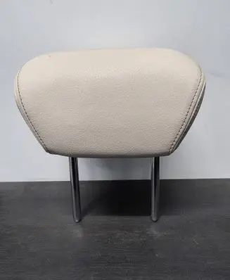 BMW 4 F36 Gran coupe Rear seat headrest 