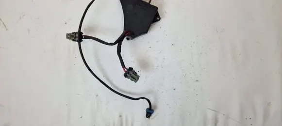 Saab 9-3 Ver2 Coolant fan relay 873526Q