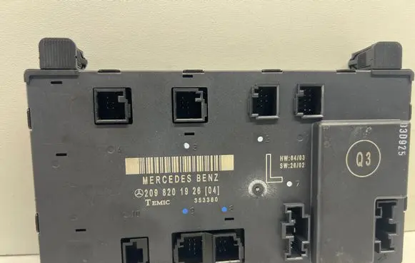 Mercedes-Benz CLK A209 C209 Door control unit/module 2098201926 353380
