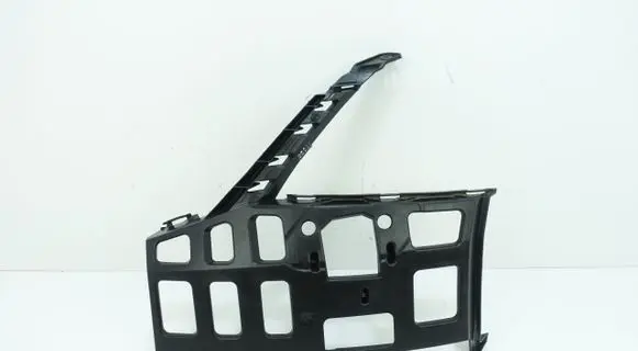 Skoda Octavia Mk3 (5E) Front bumper mounting bracket 5E0807055F