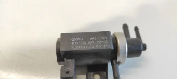 Audi A6 S6 C5 4B Turbo solenoid valve 1H090662720