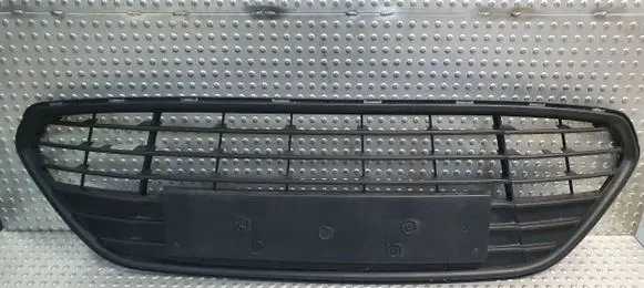 Front bumper upper radiator grill