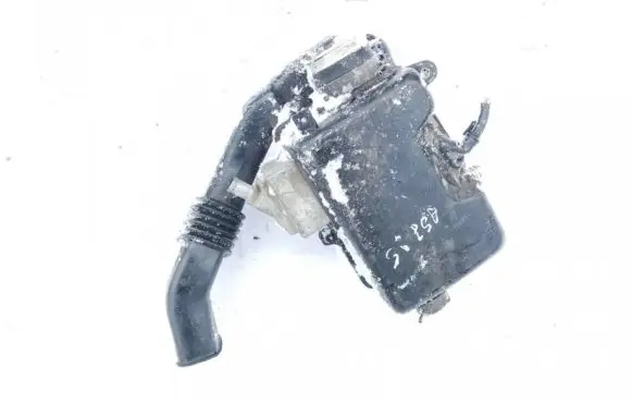 Mazda 626 Air filter box