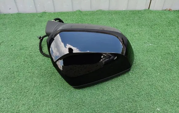 Audi Q3 F3 Front door electric wing mirror 