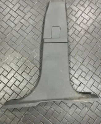 Jeep Grand Cherokee (WK) (B) pillar trim (bottom) 5HQ10BD5AG 7405699 5HQ10TRMAG