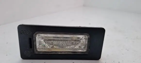Audi Q5 SQ5 Number plate light 8T0943021