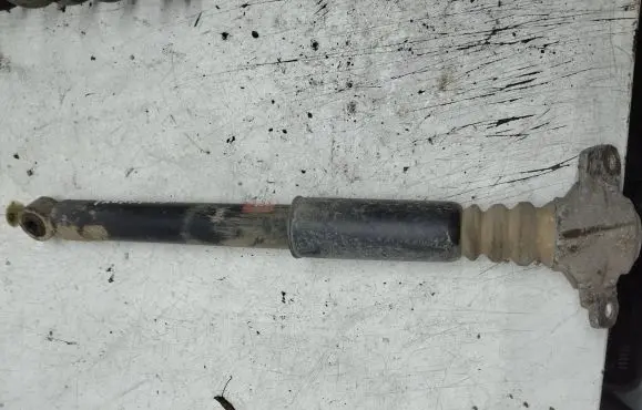 Volkswagen Touran I Rear shock absorber/damper