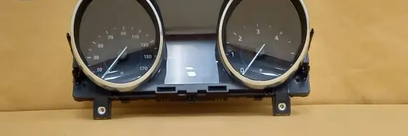 Jaguar XE Speedometer (instrument cluster) HX7310849BE
