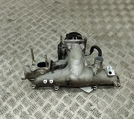Mazda CX-5 II Intake manifold SH1813100 SH18136B0