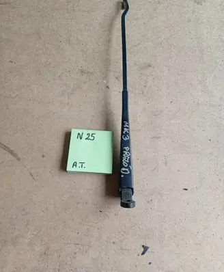 Nissan Micra Front wiper blade arm 25568568251