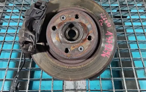 Dacia Sandero Front wheel hub spindle knuckle IMPRK1379296