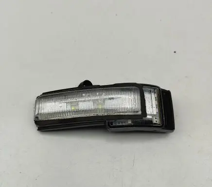 Ford F150 Mirror indicator light FL3413B381BB FL3413B381A