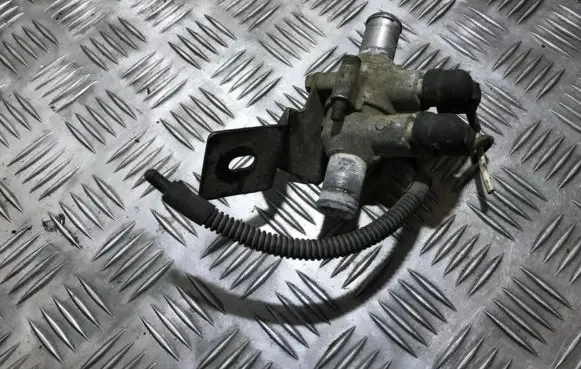 Peugeot 307 Engine coolant pipe/hose 