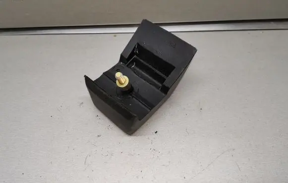 Ford Granada Front bumper mounting bracket 78GB17984AA