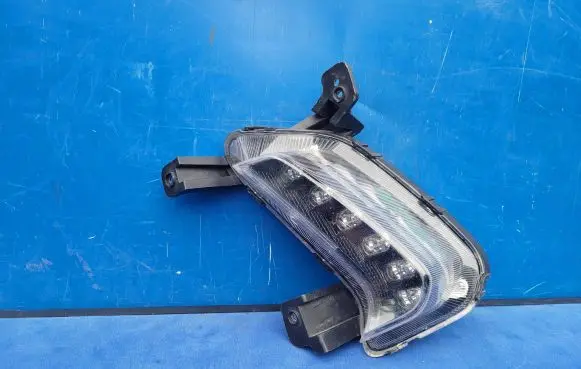 Hyundai Elantra VI LED Daytime headlight 92207F2100