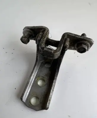 Mitsubishi Space Wagon Front door upper hinge