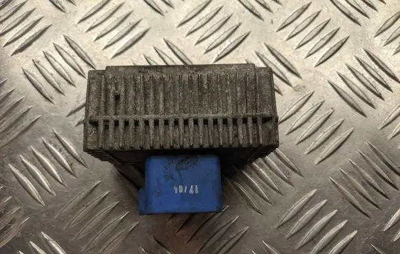 Opel Zafira A Glow plug pre-heat relay 51299014A