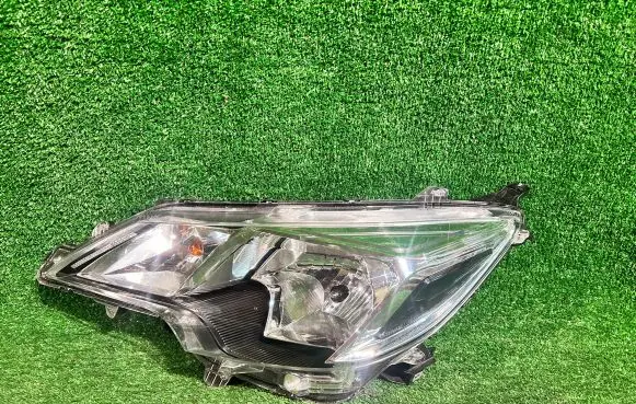Mitsubishi Space Star Headlight/headlamp