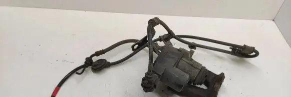 Hyundai i40 Rear brake caliper