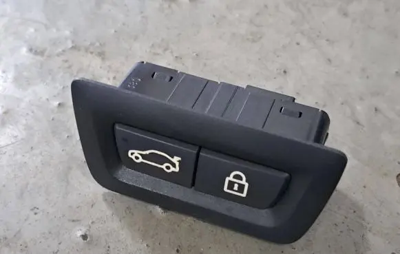 BMW 7 F01 F02 F03 F04 Tailgate/trunk/boot open switch 9162645 549583011 VIMERCAT1