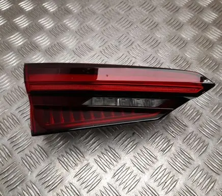 Audi A5 8T 8F Rear/tail lights 8W6945093E