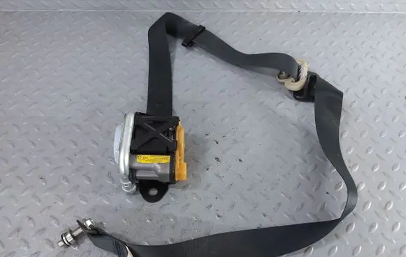 Nissan Murano Z51 Front seatbelt TKAH2EG487 868851AH0A