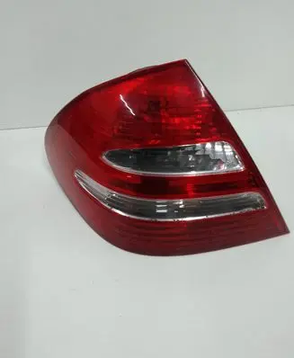 Mercedes-Benz E W211 Rear/tail lights A2118200364