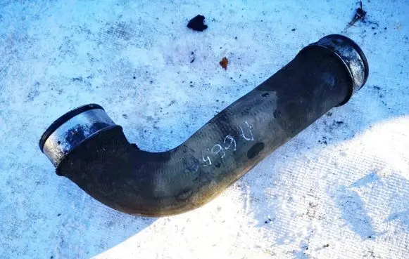 Volkswagen Golf V Intercooler hose/pipe