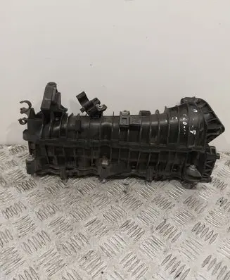 BMW 1 F20 F21 Intake manifold 7807991 8514771 8506406