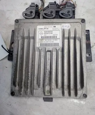 Renault Megane II Engine control unit/module 8200399038 8200513163