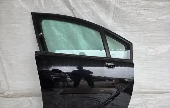 Opel Meriva B Front door 