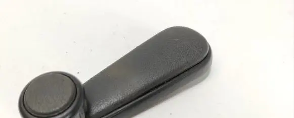Volkswagen Golf II Front door window winding handle 191837579