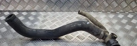 Volkswagen Touareg I Engine coolant pipe/hose