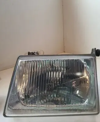 Ford Escort Headlight/headlamp 24572R20 301124099 24572R7