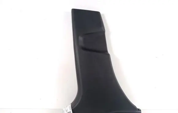 (B) pillar trim (bottom)