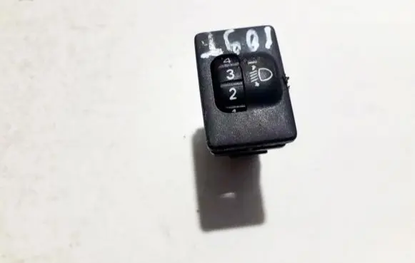 Toyota Auris 150 Headlight level height control switch 8415202040 0578