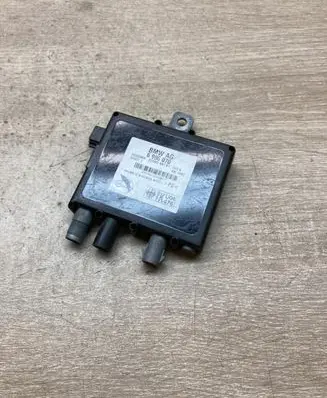 BMW X5 E53 Aerial antenna amplifier 6906070