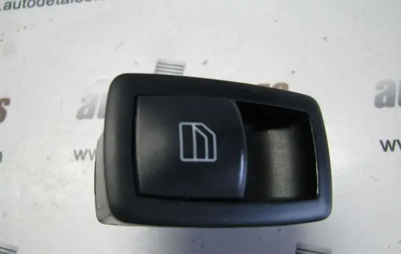 Mercedes-Benz ML W164 Electric window control switch A2518200510