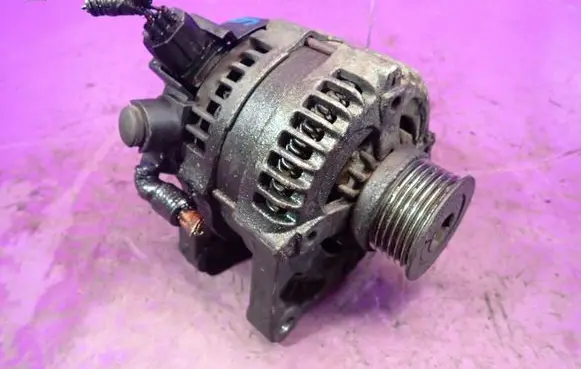 Ford Focus C-MAX Generator/alternator 098604917
