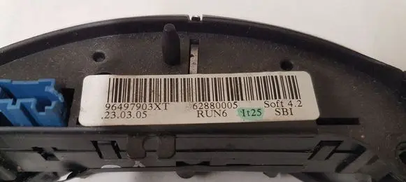 Citroen C4 I Steering wheel buttons/switches 96497900XT